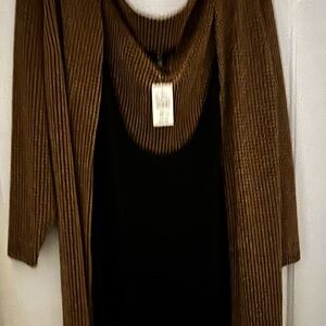 Elegant Gold and Black Women's Cardigan